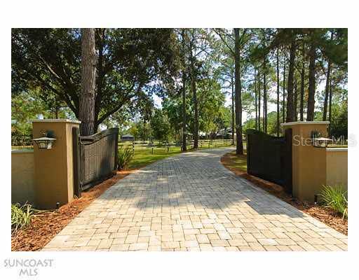 1021 Ranch Rd., Tarpon Springs, FL 34688