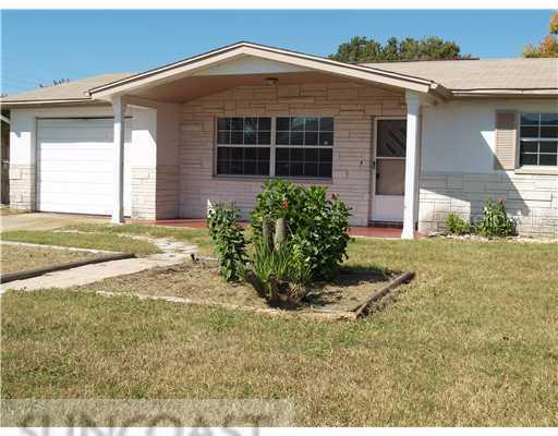 5331 Poinsettia Dr., New Port Richey, FL 34652