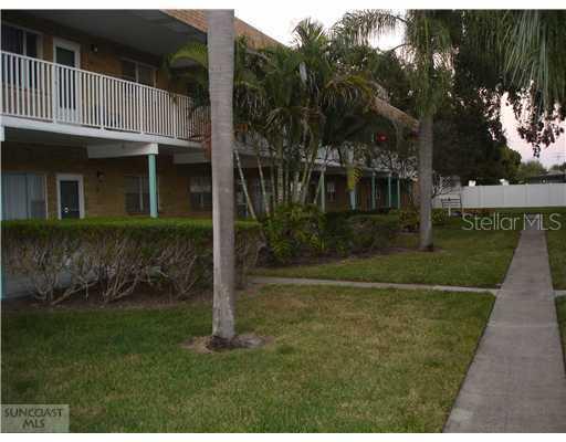 5247 81st St. #9, St Petersburg, FL 33709