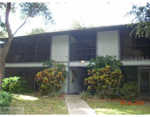 3241 Fox Chase Cir. #206, Palm Harbor, FL 34683