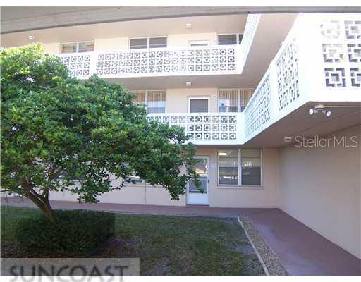 4885 1st St. #204, St Petersburg, FL 33703