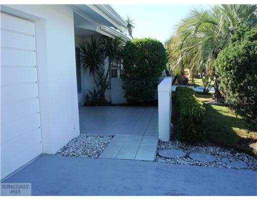 3912 90th Ter. #5, Pinellas Park, FL 33782