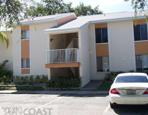 720 100th Ave. #102, St Petersburg, FL 33702