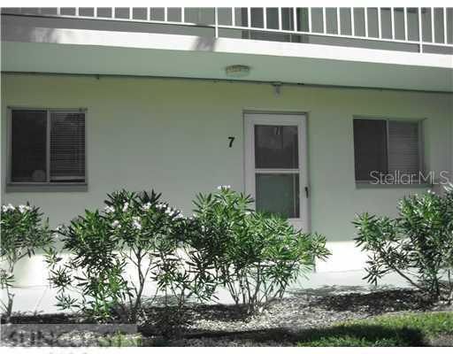 2005 Greenbriar Blvd. #7, Clearwater, FL 33763