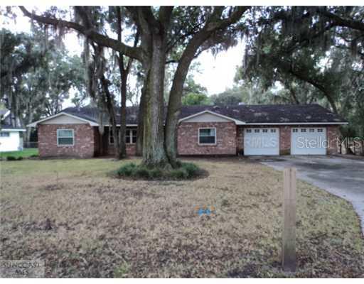 329 Fern Cliff Ave., Temple Terrace, FL 33617