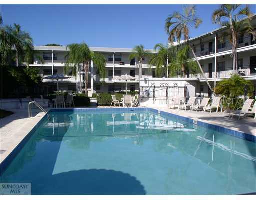 4050 4th St. #107, St Petersburg, FL 33703