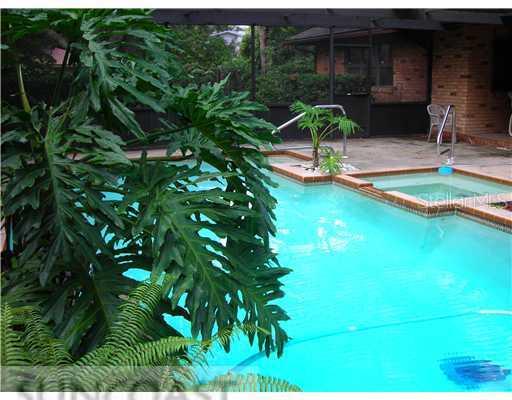 754 Pinellas Point Dr., St Petersburg, FL 33705