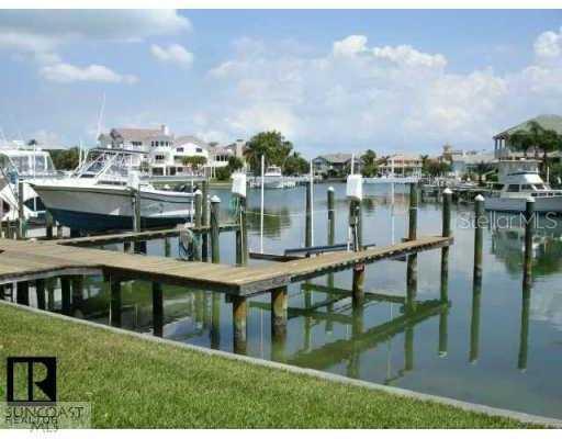 521 Pinellas Bayway Divide #207, Tierra Verde, FL 33715