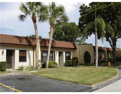 9114 Mission Oaks Blvd., Seminole, FL 33776