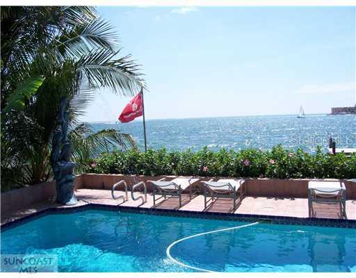 796 Columbus Dr., Tierra Verde, FL 33715