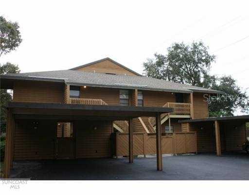 806 Lennox Rd., Palm Harbor, FL 34683