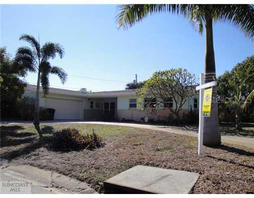 2301 E Bay Isle Dr., St Petersburg, FL 33705