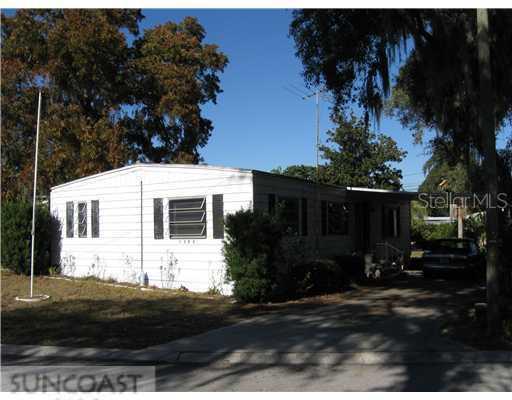 1303 Travis Ct., Tarpon Springs, FL 34689