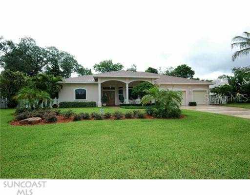 107 Live Oak Ln., Largo, FL 33770