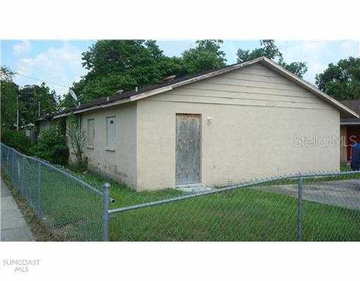 8317 N Semmes St., Tampa, FL 33604