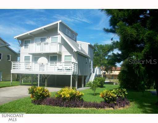 4039 Coquina Key Dr., St Petersburg, FL 33705