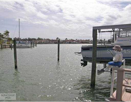 466 Boca Ciega Point Blvd. #2007, St Petersburg, FL 33708