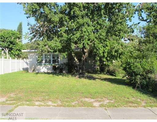 2614 58th St., Gulfport, FL 33707