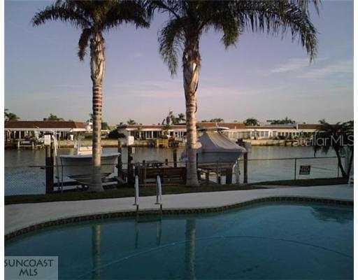 11654 Grove St., Seminole, FL 33772