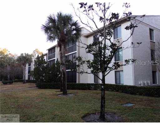 3232 Lake Pine Way #C2, Tarpon Springs, FL 34688
