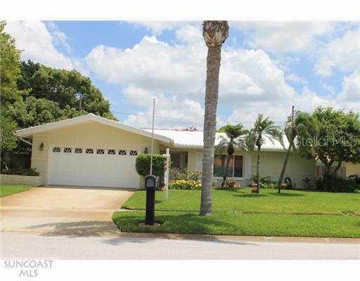 10443 Majestic Dr., Largo, FL 33774