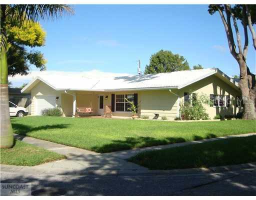 13807 Sunset Dr., Largo, FL 33774