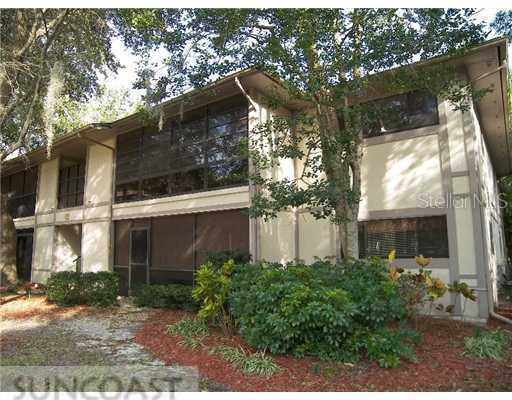 3205 Fox Chase Cir. #102, Palm Harbor, FL 34683