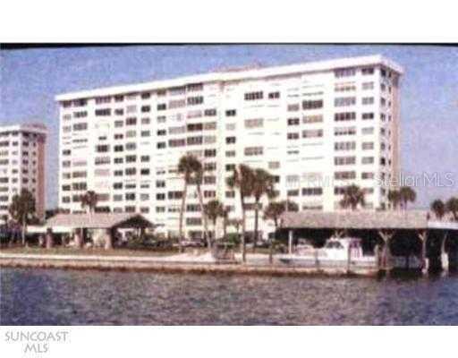 4550 Cove Cir. #107, St Petersburg, FL 33708