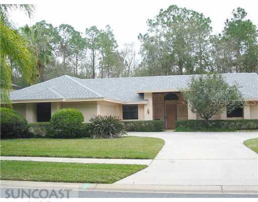 616 Waterford Cir., Tarpon Springs, FL 34688