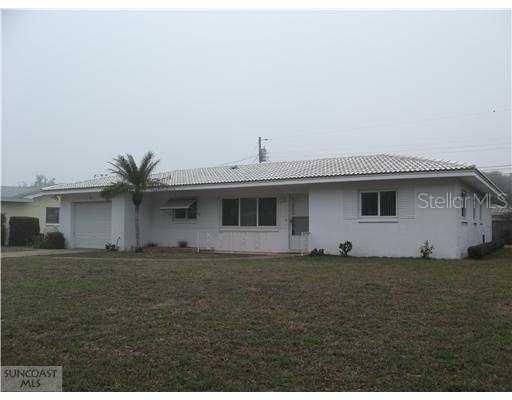 8961 111th St., Seminole, FL 33772