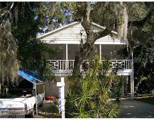 401 Ulelah Ave., Palm Harbor, FL 34683