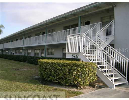 5227 81st Ln. #22, St Petersburg, FL 33709