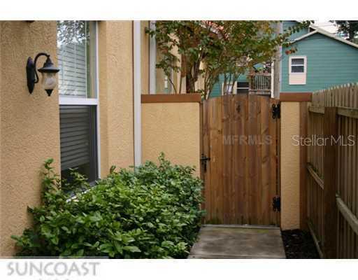 512 4th Ave. #4, St Petersburg, FL 33701