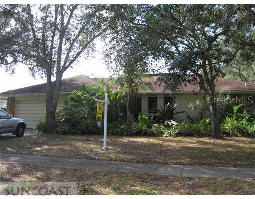 8500 Macoma Dr., St Petersburg, FL 33702