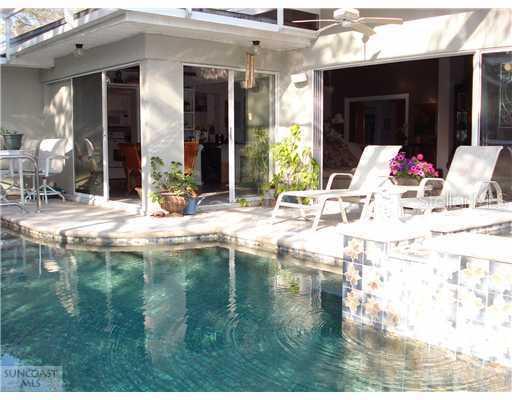 2476 11th Ave., Largo, FL 33770