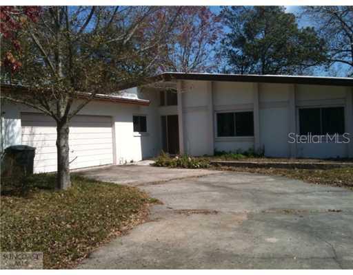 1075 Phyllis Ave., Largo, FL 33771