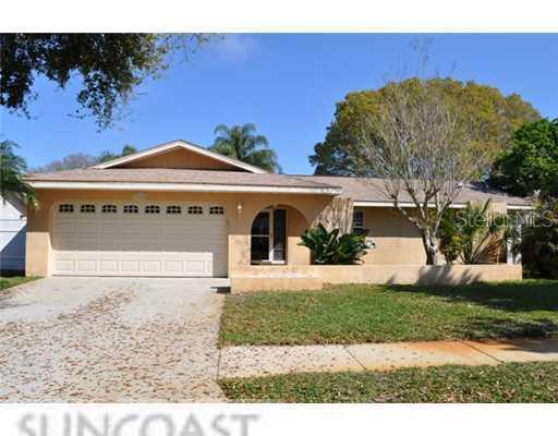 9665 105th Ave., Largo, FL 33773