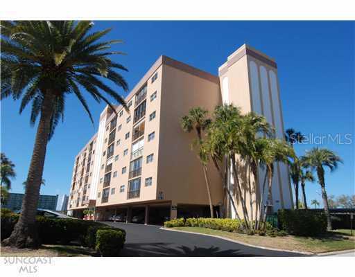 10216 Regal Dr. #207, Largo, FL 33774