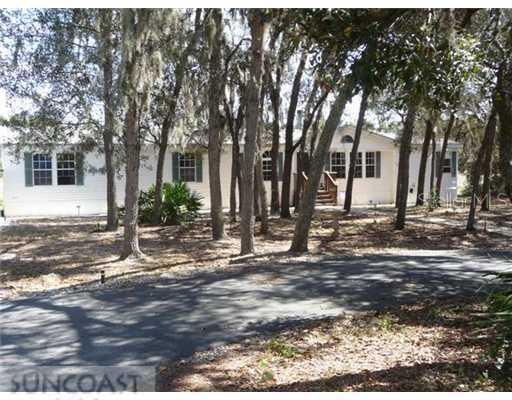18240 Long Lake Dr., Hudson, FL 32258