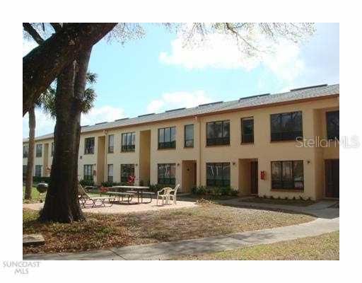 1901 Brinson Rd. #L10, Lutz, FL 33558