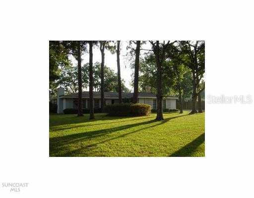 13127 108th Ave., Largo, FL 33774