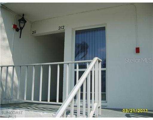 1655 Highland Avenue Ave. #B-211, Clearwater, FL 33756
