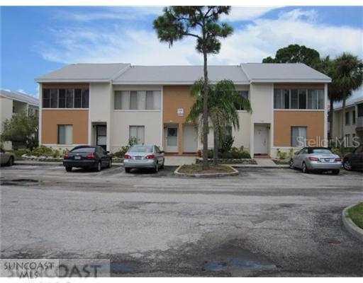9975 7th Way #206, St Petersburg, FL 33702