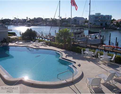 544 Pinellas Bayway #206, Tierra Verde, FL 33715