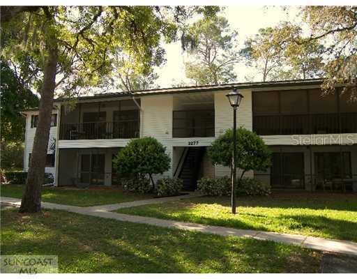 3277 Fox Chase Cir. #103, Palm Harbor, FL 34683