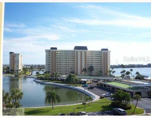 4775 Cove Cir. #902, St Petersburg, FL 33708