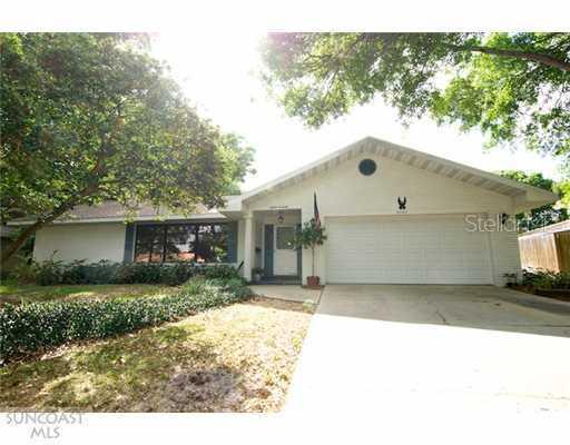 8640 Macoma Dr., St Petersburg, FL 33702
