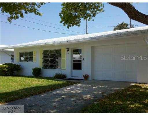 9745 44th Way #1-B, Pinellas Park, FL 33782