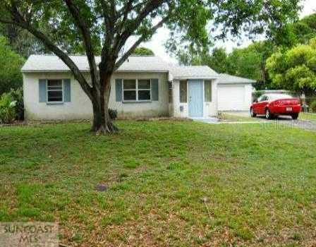 1611 Canterbury Rd., St Petersburg, FL 33710