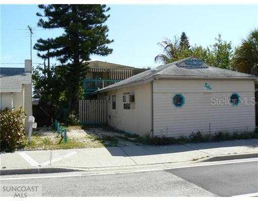 12205 Gulf Blvd., Treasure Island, FL 33706